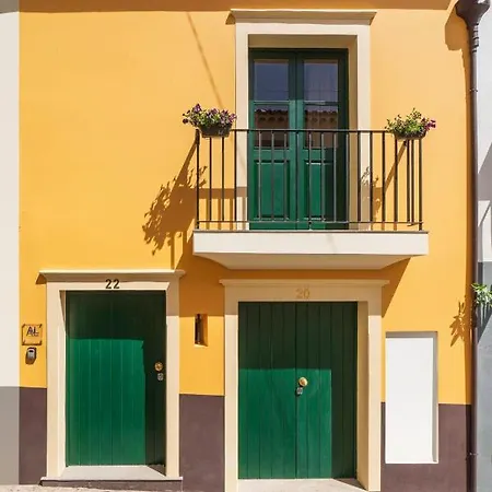 Casa Caetano By An Island * Funchal (Madeira)